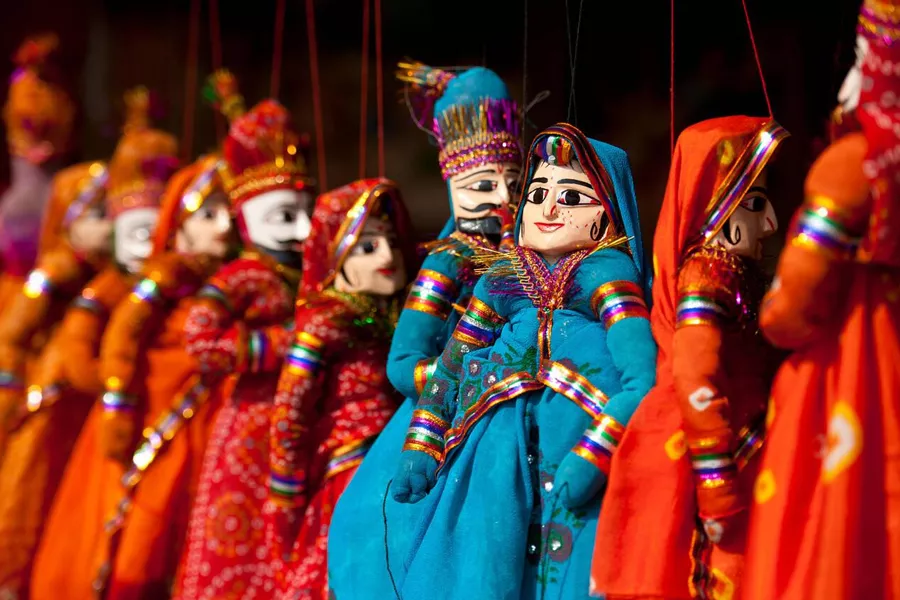 Best Markets in Delhi, Agra & Jaipur for Local Crafts, Gifts & Souvenirs